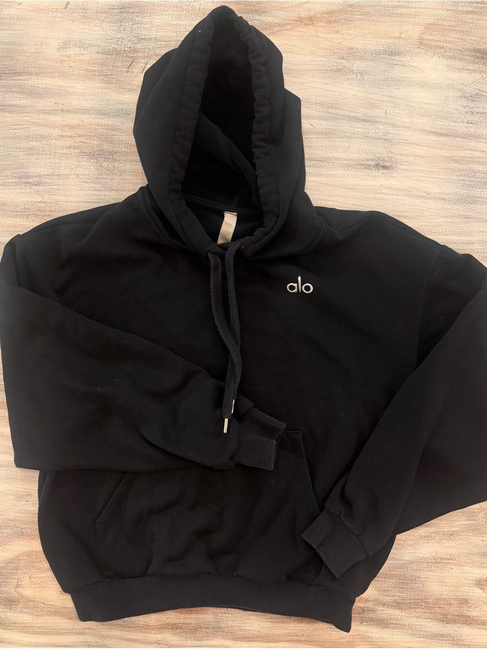 ALO Black Women’s Hoodie XS 23” Length Pullover Kangaroo Pockets